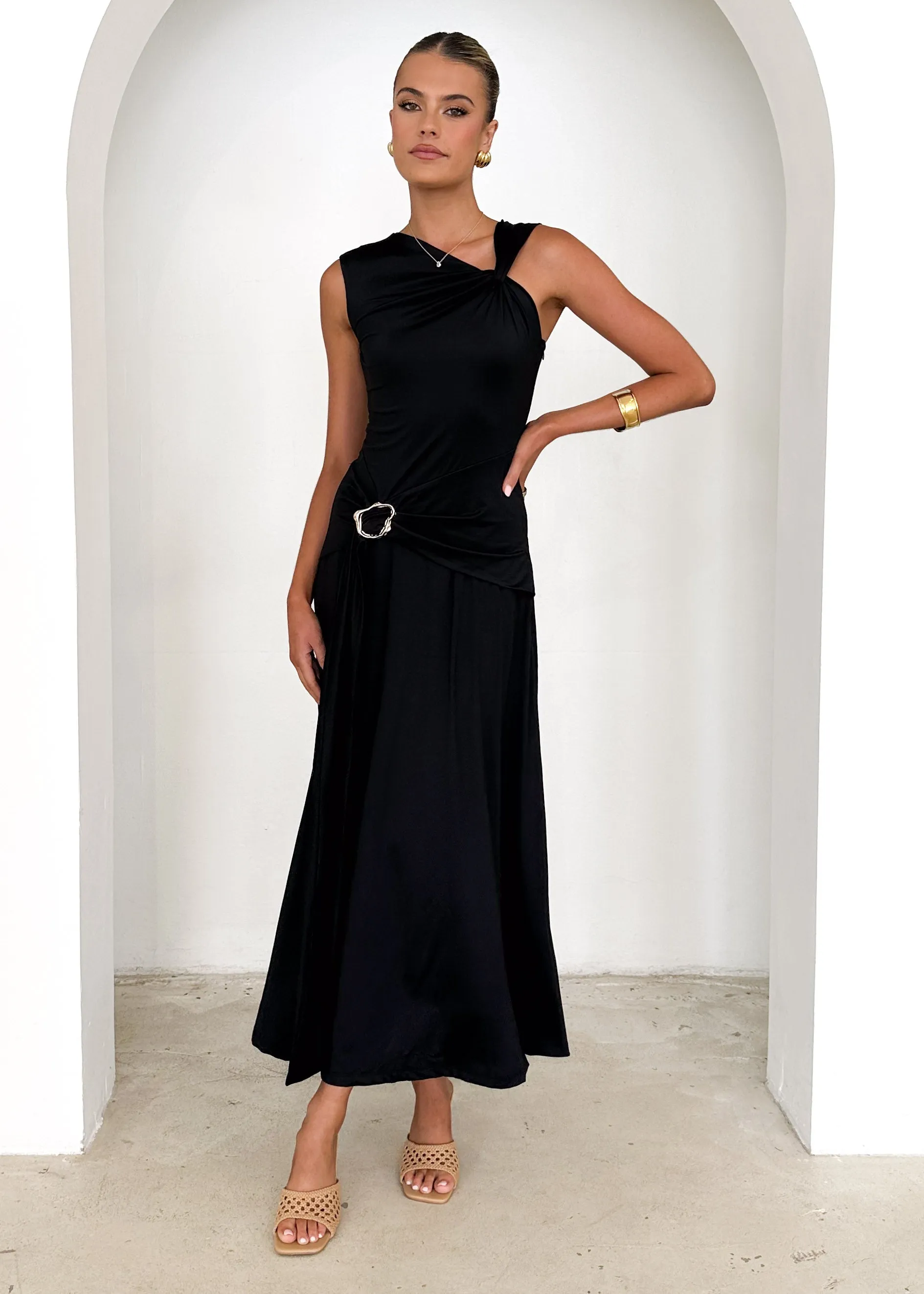 Arina Maxi Dress - Black