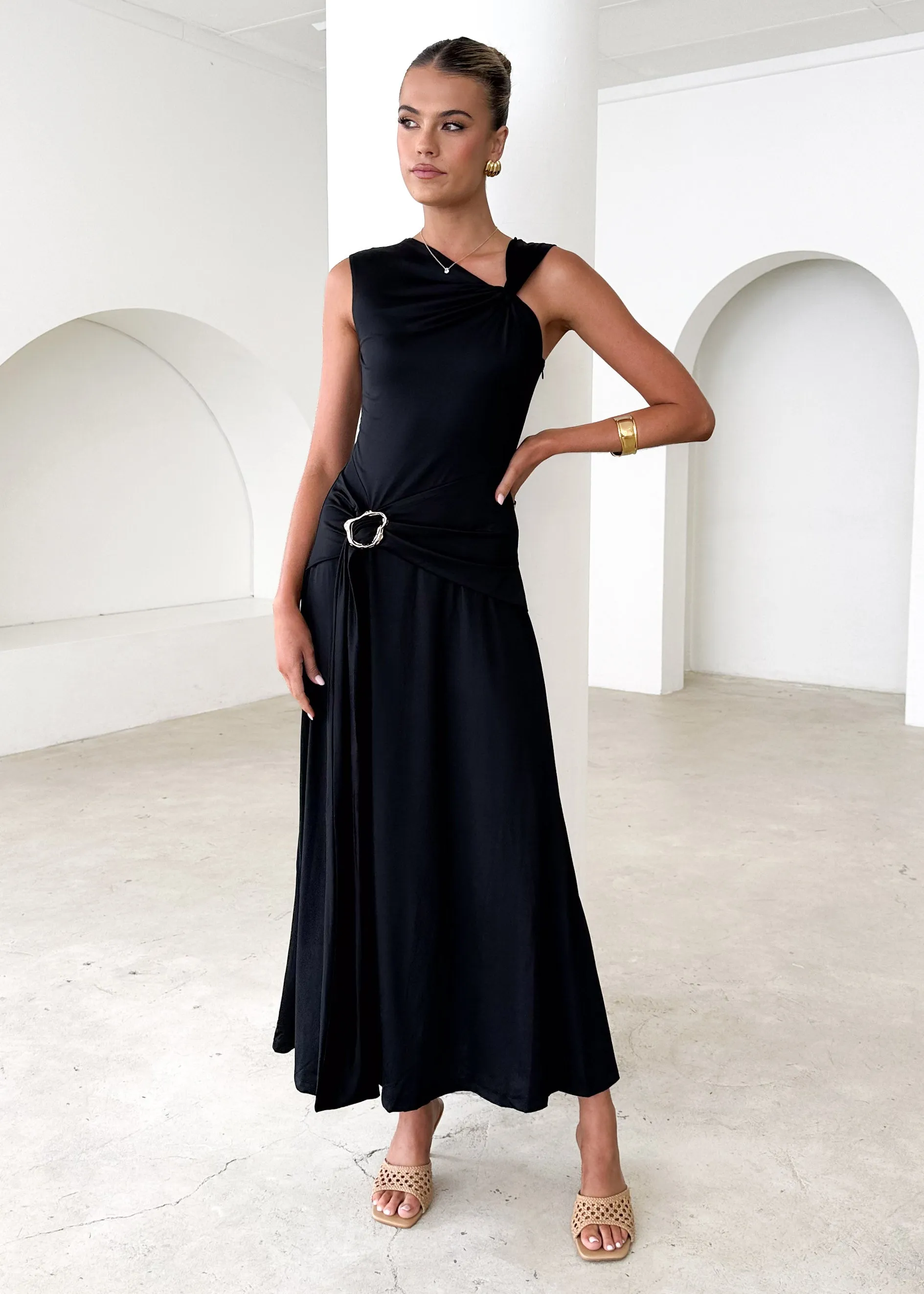Arina Maxi Dress - Black