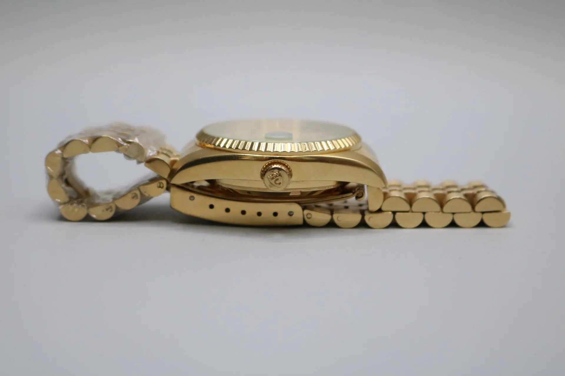 Croton Automatic 5ATM-165FT Water Resistant Watch