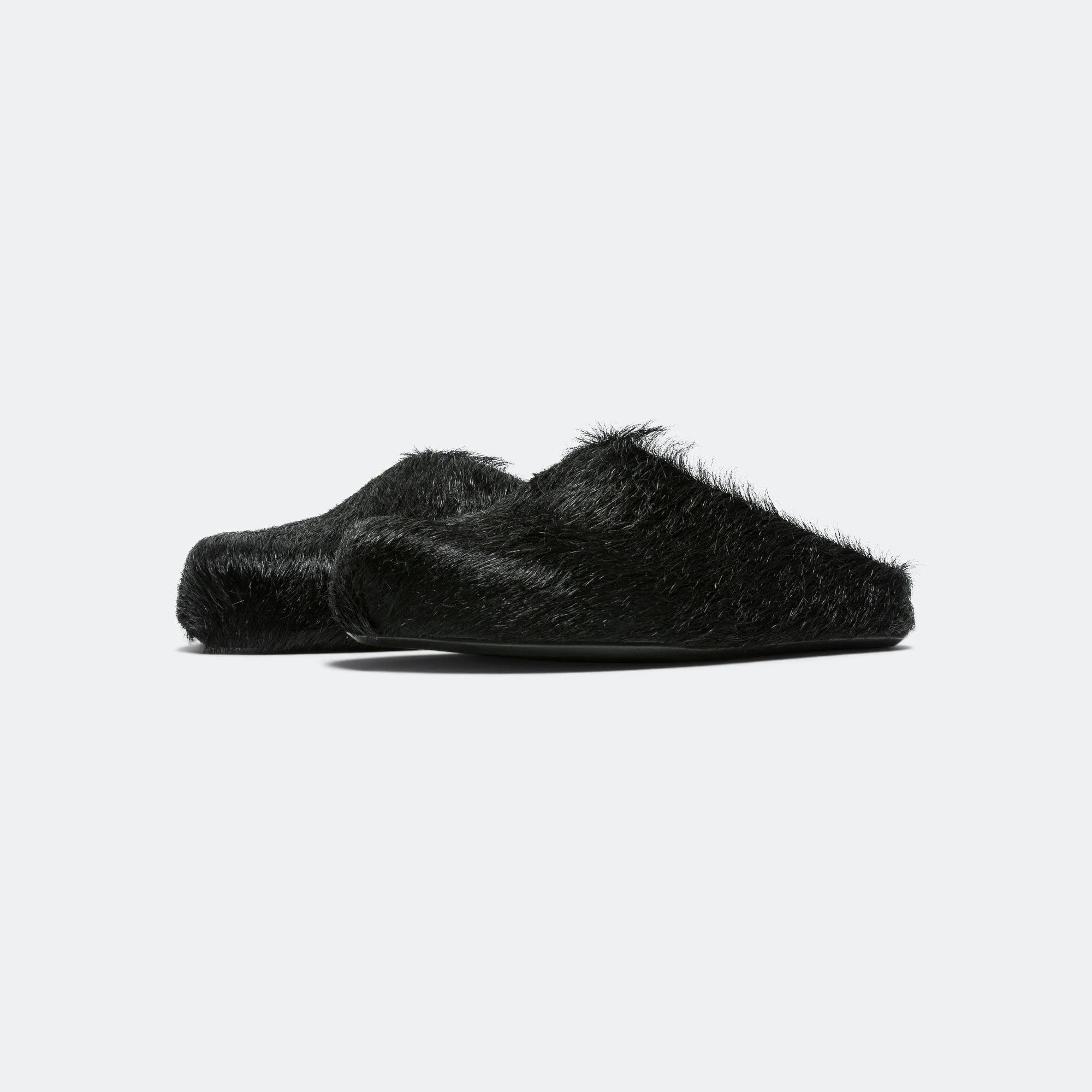 Long Hair Calfskin Fussbett Sabot - Black