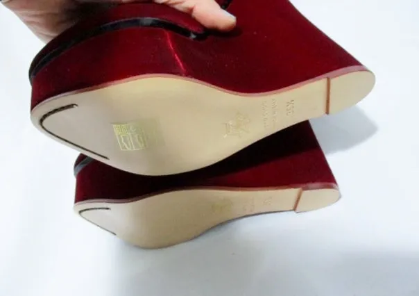 NEW CHARLOTTE OLYMPIA TESSA CAT KITTY WEDGE HEEL Shoe 36.5 6 RED