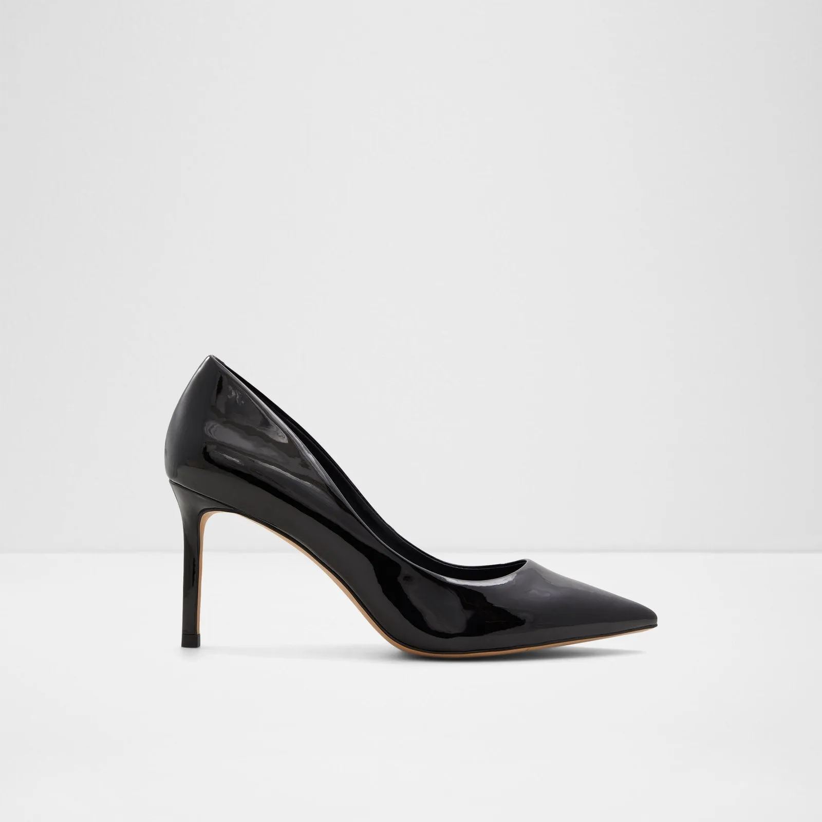 Stessymid black woman heels