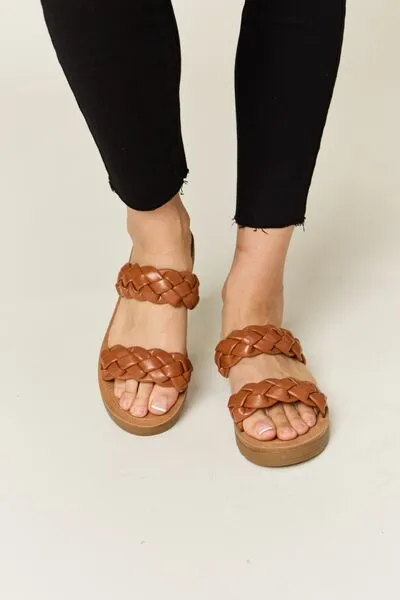Vegan Leather Woven Dual Band Platform Sandals in Whisky