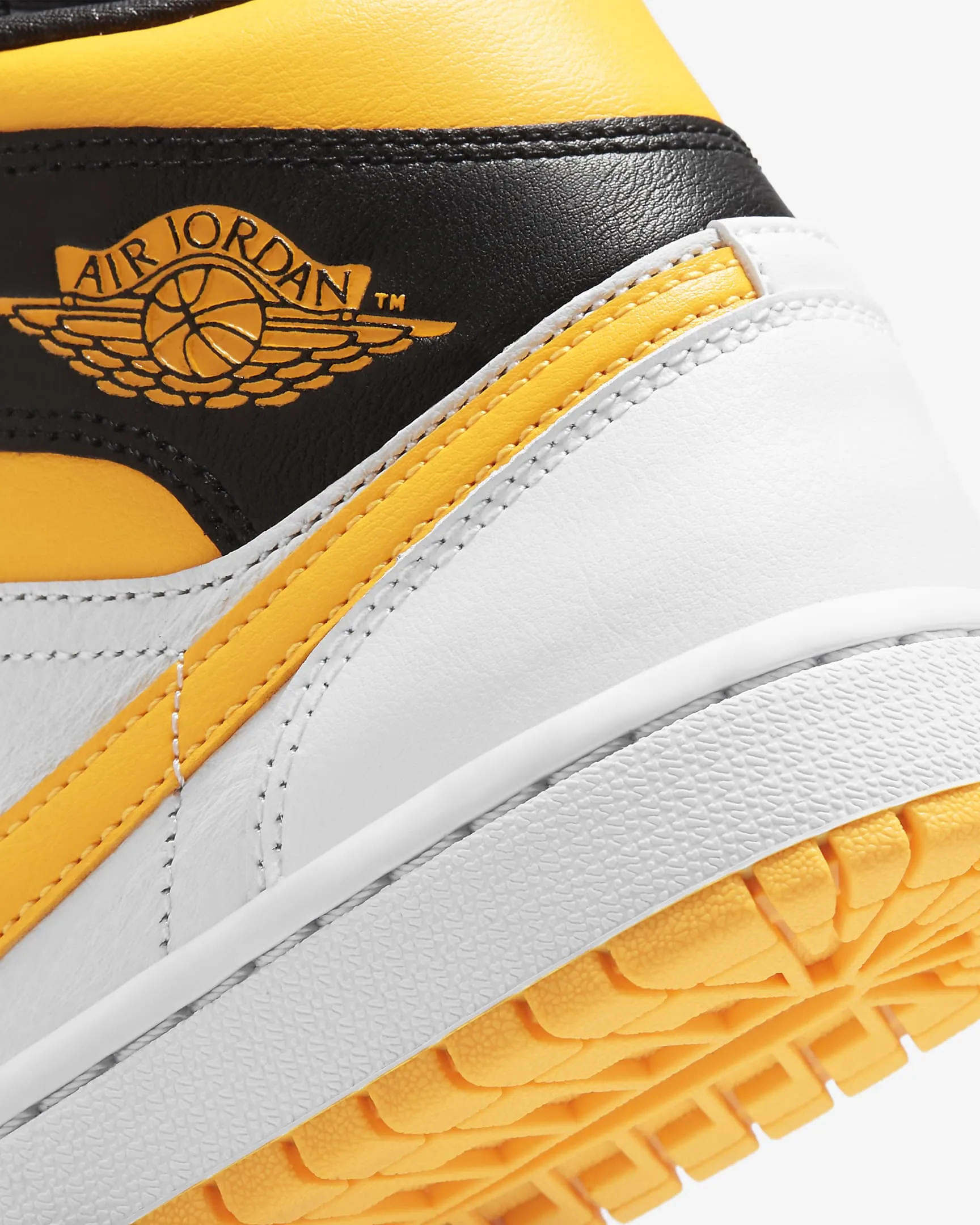 Women's Air Jordan 1 Mid SE "Laser Orange" (CV5276-107)